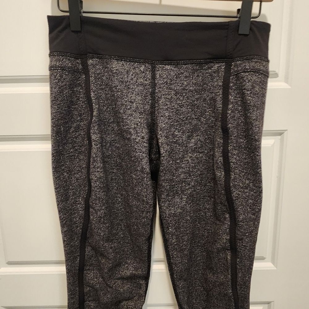 LULELEMON ATHLETICA Activewear Jacquard Leggings Size 8 - Picture 6 of 6